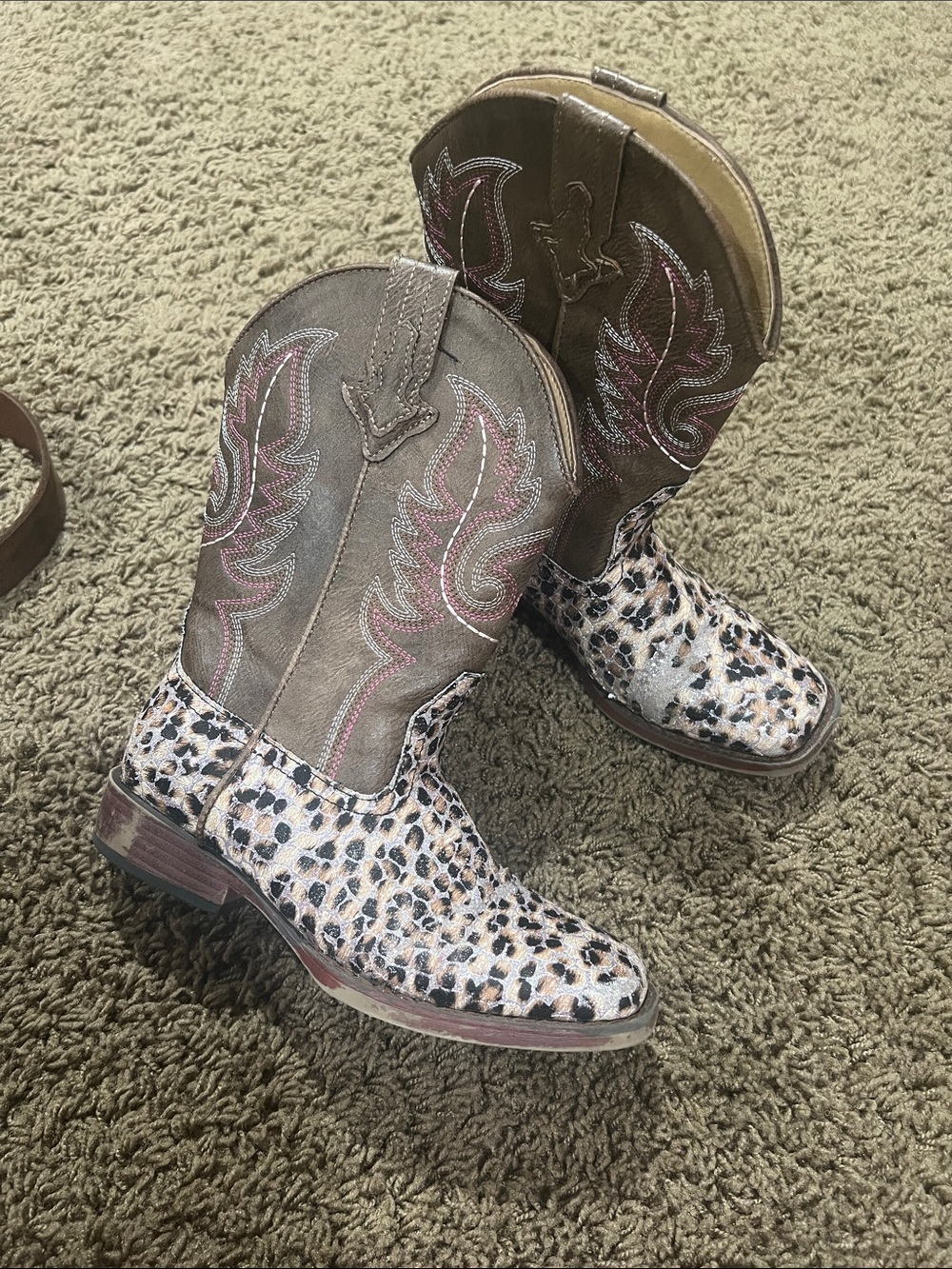 Roper Kids Leopard Print Cowgirl Boots - Brown with Pink Stitching